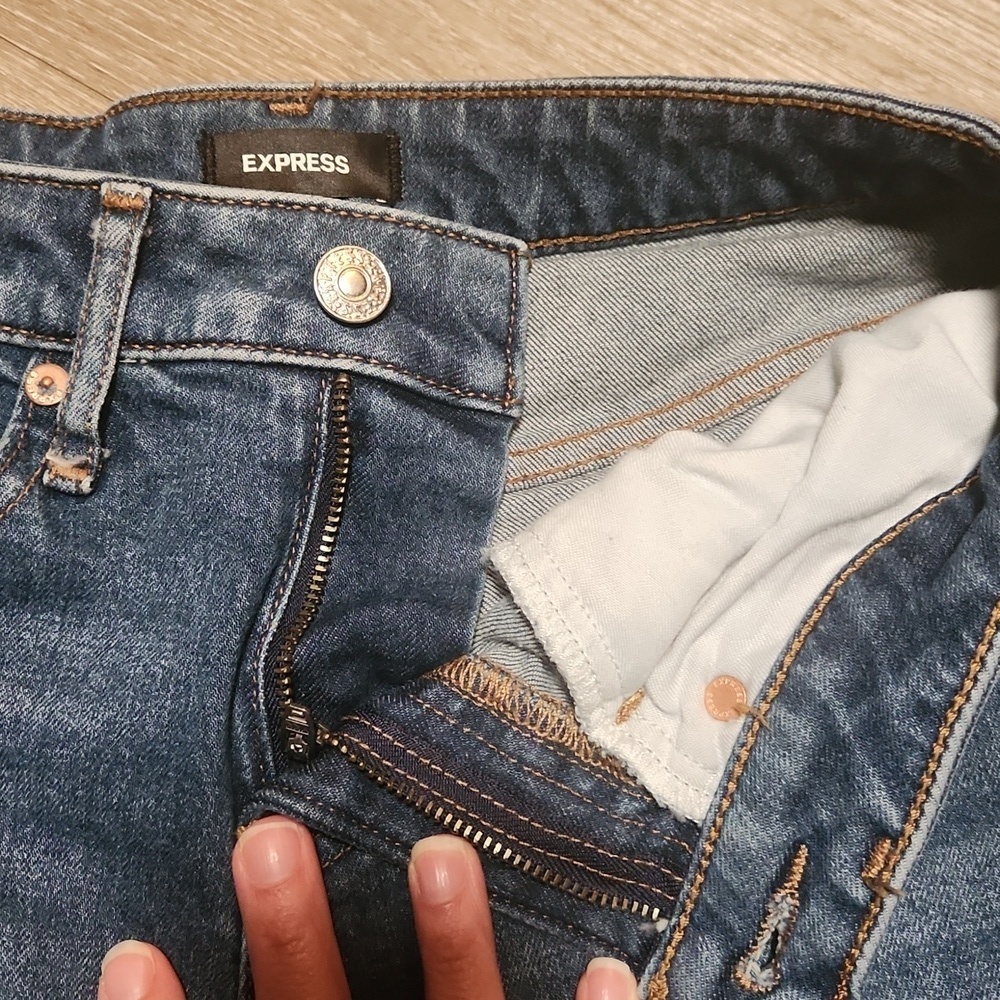 Express Midrise Boyfriend  Jeans - Picture 3 of 6